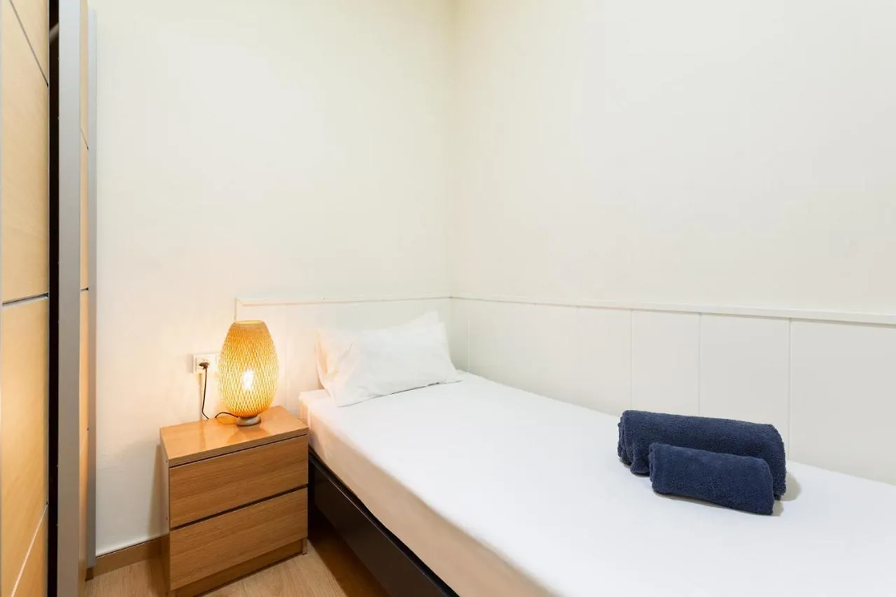 ברצלונה Stay U-Nique Apartments Sant Antoni ספרד